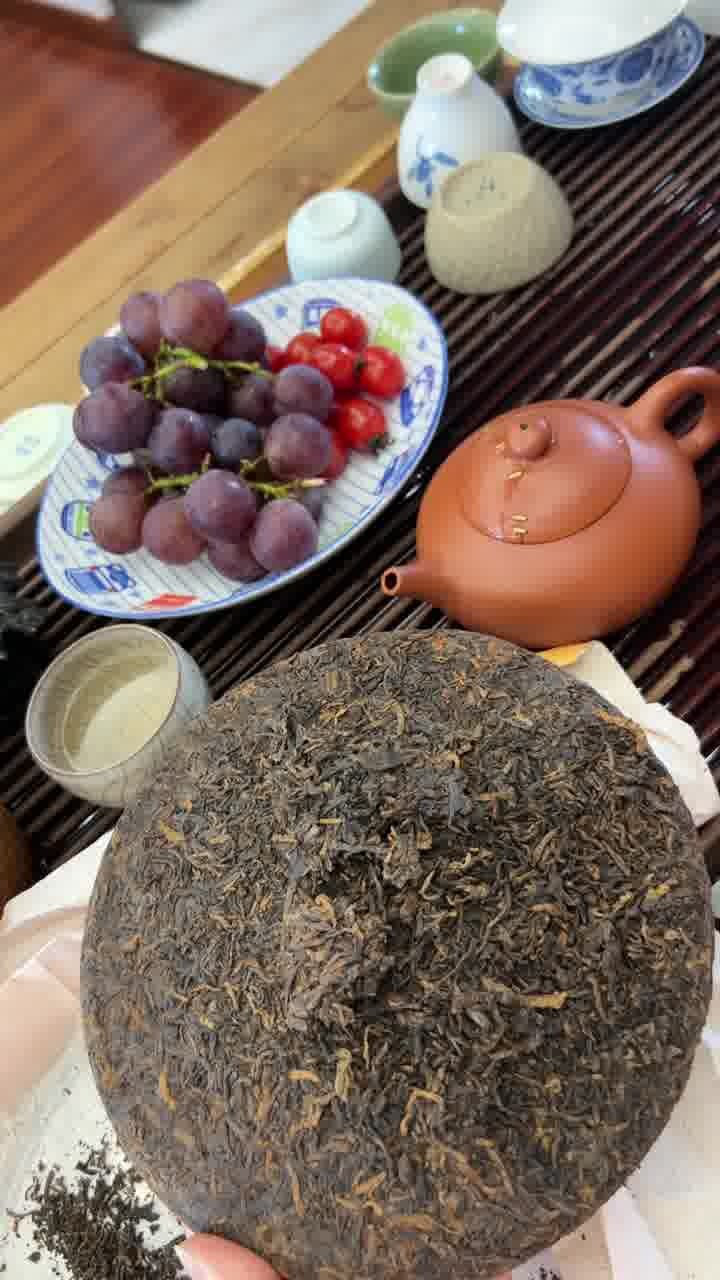 一葉知秋 從茶道精神到現(xiàn)代茶飲產業(yè)的文化轉譯與商業(yè)實踐